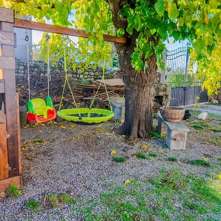 Appartamento Dimora Del 700' *